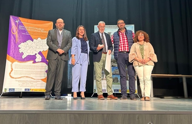 Día comarca premio a Metálicas Yepess