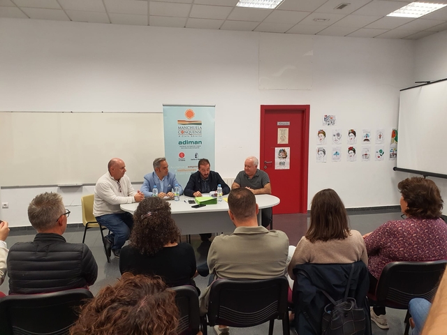 Firma de contratos acto