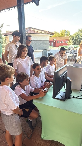 Jóvenes con Raíz Abenójar videjuegos