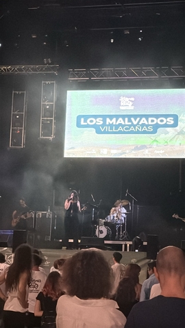 Jóvenes con Raíz en Villacañas concierto Los Malvados