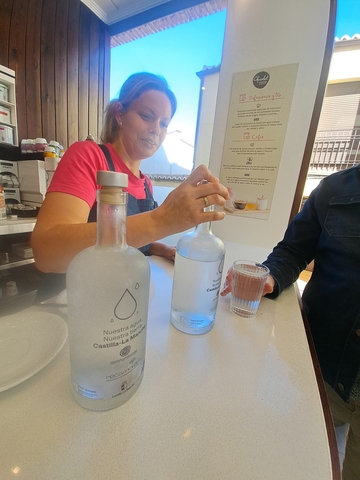 reparto de botellas agua Valle de Alcudia hostelera